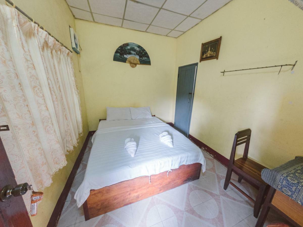 Pan'S Place Vang Vieng Esterno foto